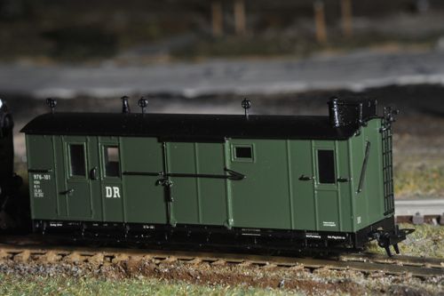 32079-wagen-h0e-kombinierter-Post-Gepaeckwagen-976-101